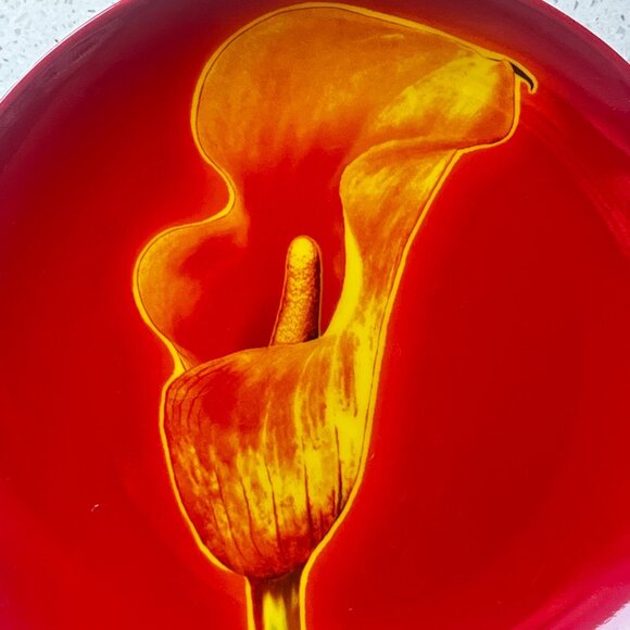 Signed Givenchy Les Fleurs De Parfums Red Calla Lily Decorative Plate 8.25" - Picture 3 of 7